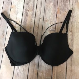 {Victoria’s Secret} Black Lined Caged Demi Bra